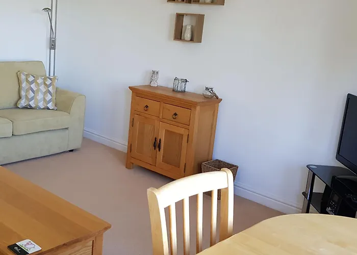 Meadowside Apartment